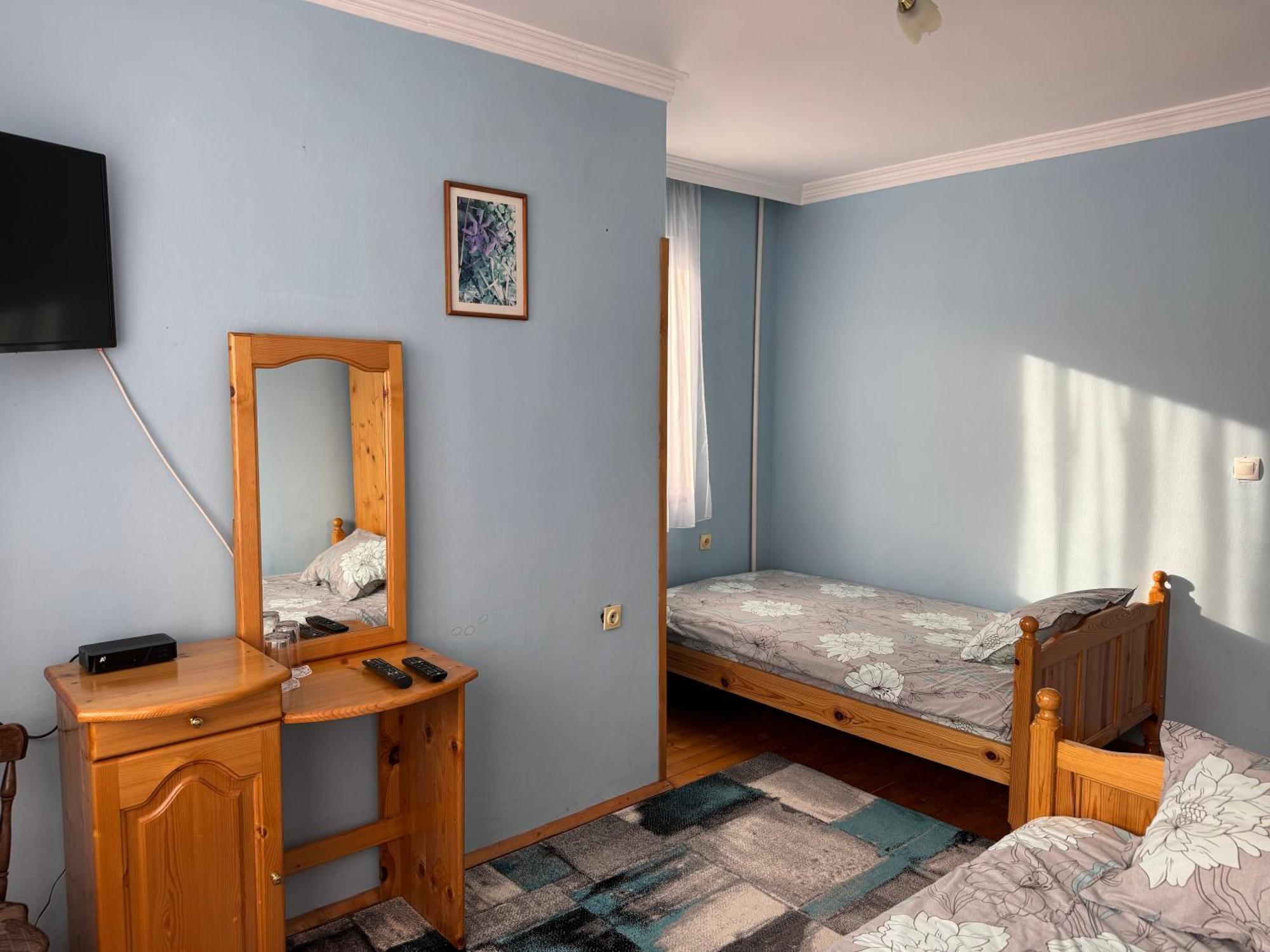 Mama Emiliya Guest House Beli Iskar Zewnętrze zdjęcie