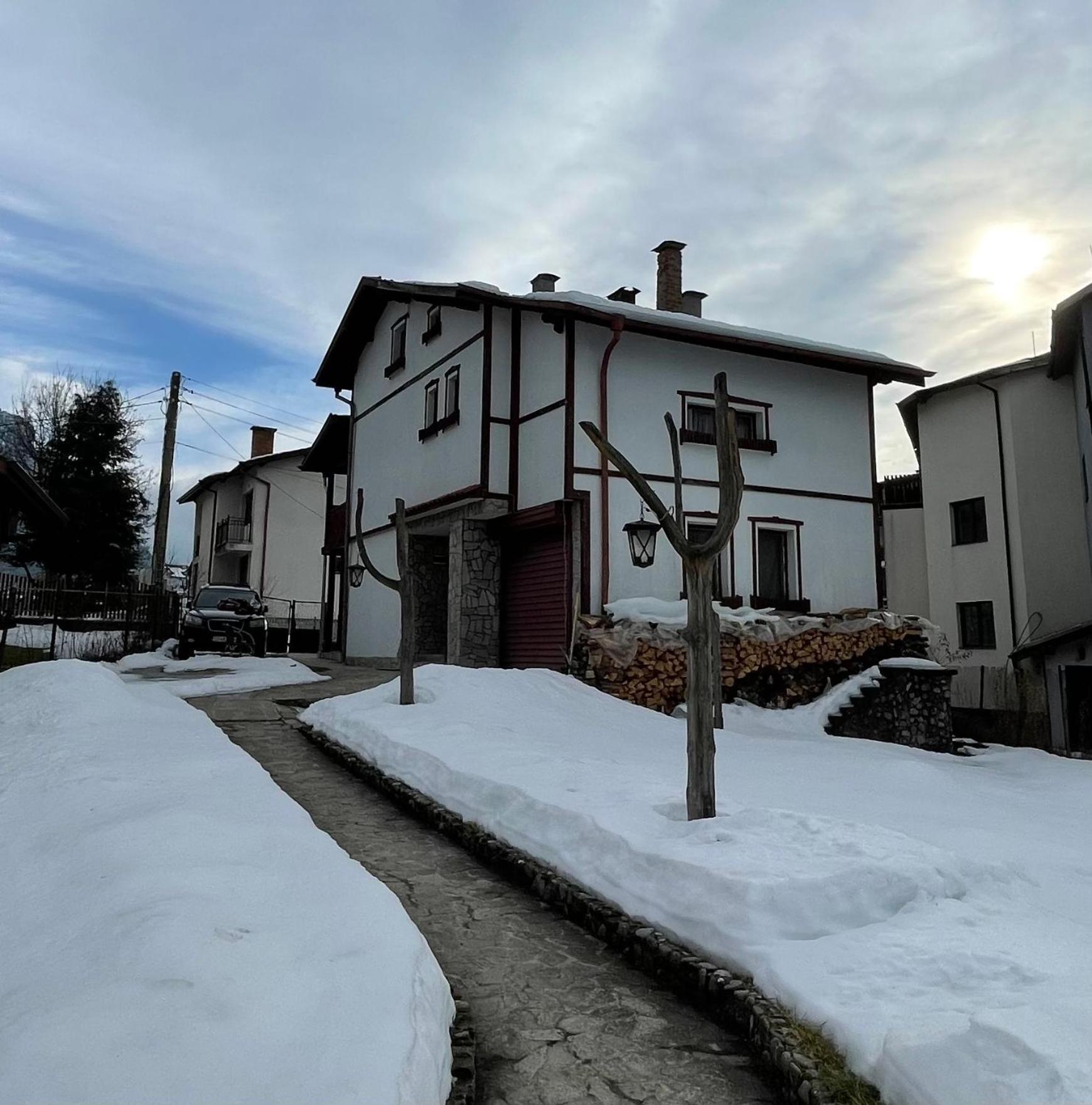 Mama Emiliya Guest House Beli Iskar Zewnętrze zdjęcie
